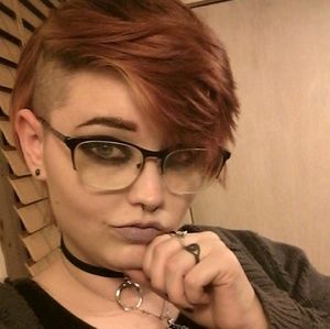 Meet your Posher, Sabrina